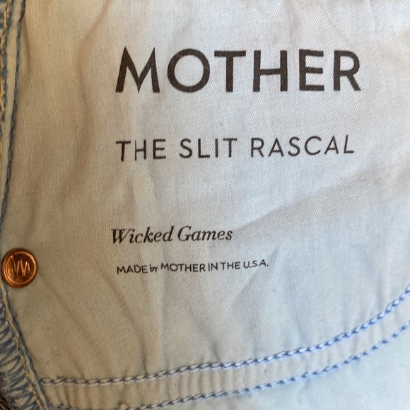 AUTHENTIC MOTHER JEANS THE SLIT RASCAL IN BLUE DENIM - Picture 16 of 16